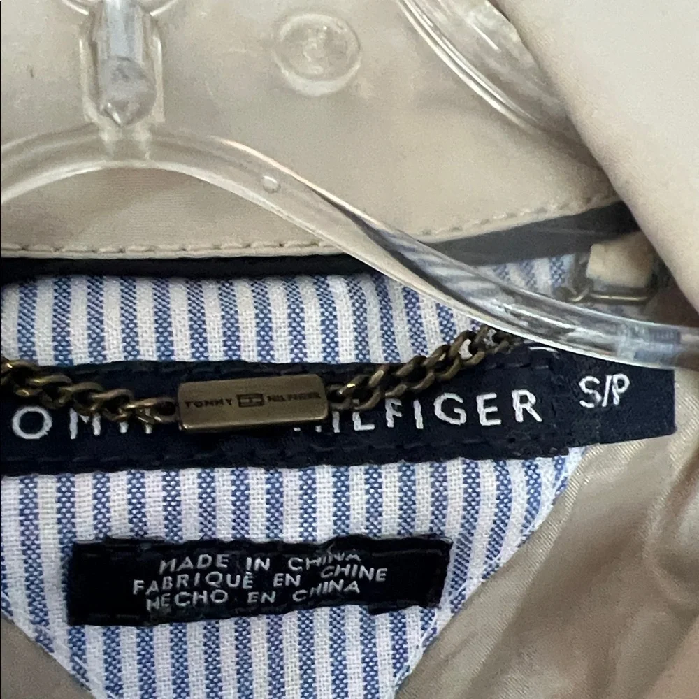 Tommy Hilfiger Classic Tan Trench Coat - Picture 2 of 5